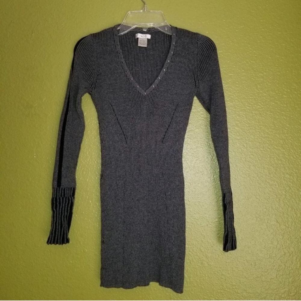 Vintage Cache Charcoal V-Neck Studded Sweater Tunic Forenza